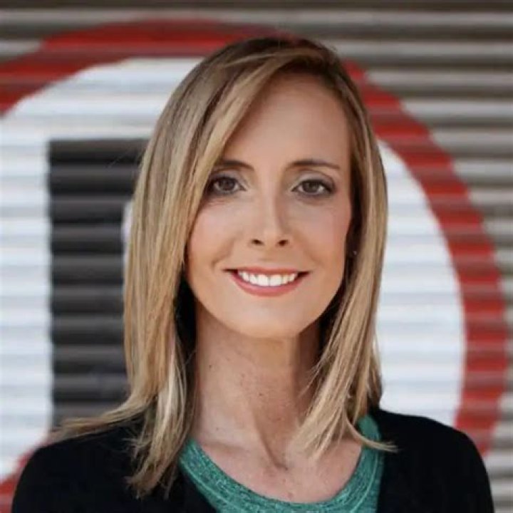 Debora Patta (CBS) Bio, Wiki, Age, Height, Fianc&eacute;, Family, Net Worth