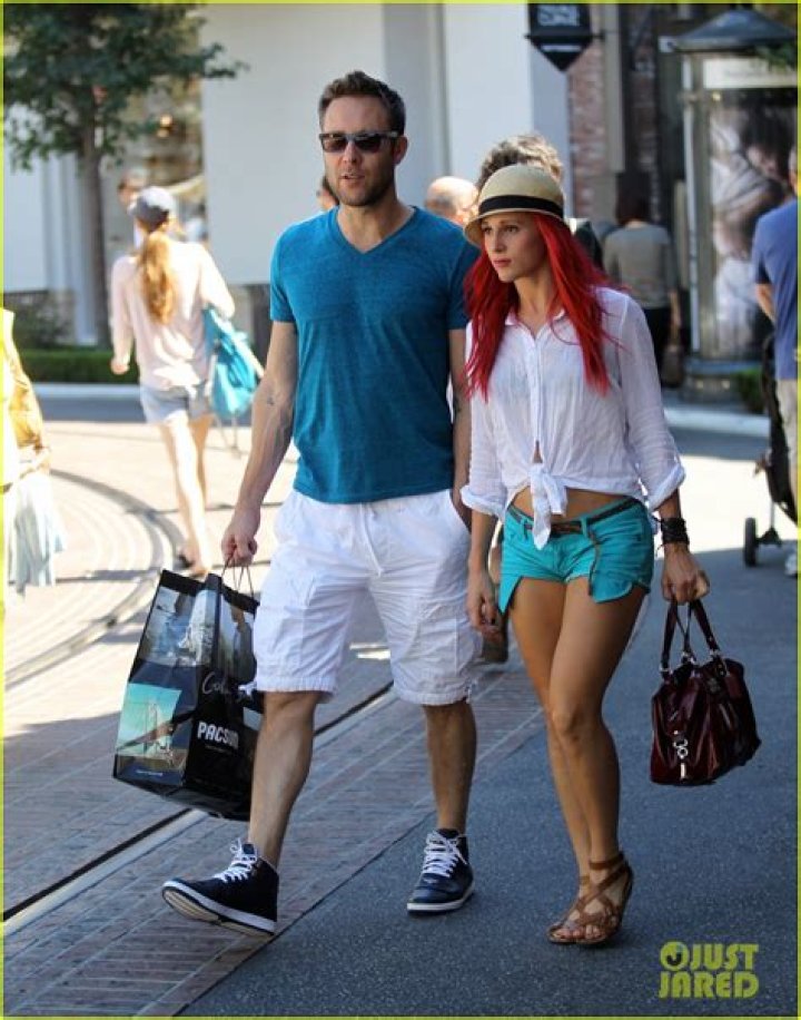 Michael Rosenbaum Shopping with Mystery Gal! Photo 2709393 Michael