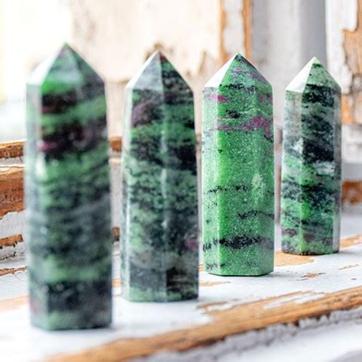Ruby Zoisite Obelisk Decorative bird houses, Bear decor, Ceramic yarn